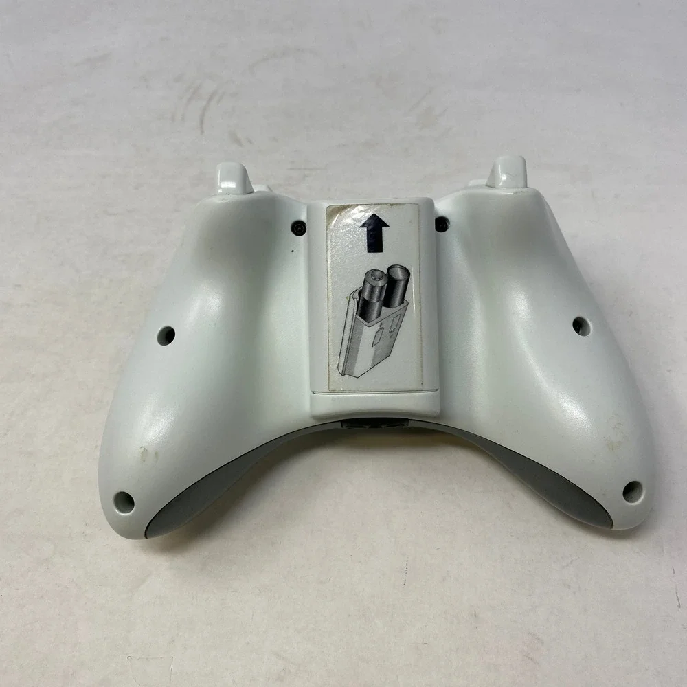 Microsoft‎ Xbox 360 Wireless Controller White X801769-004 For Parts or Repair